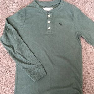 Abercrombie & Fitch Green Henley Shirt